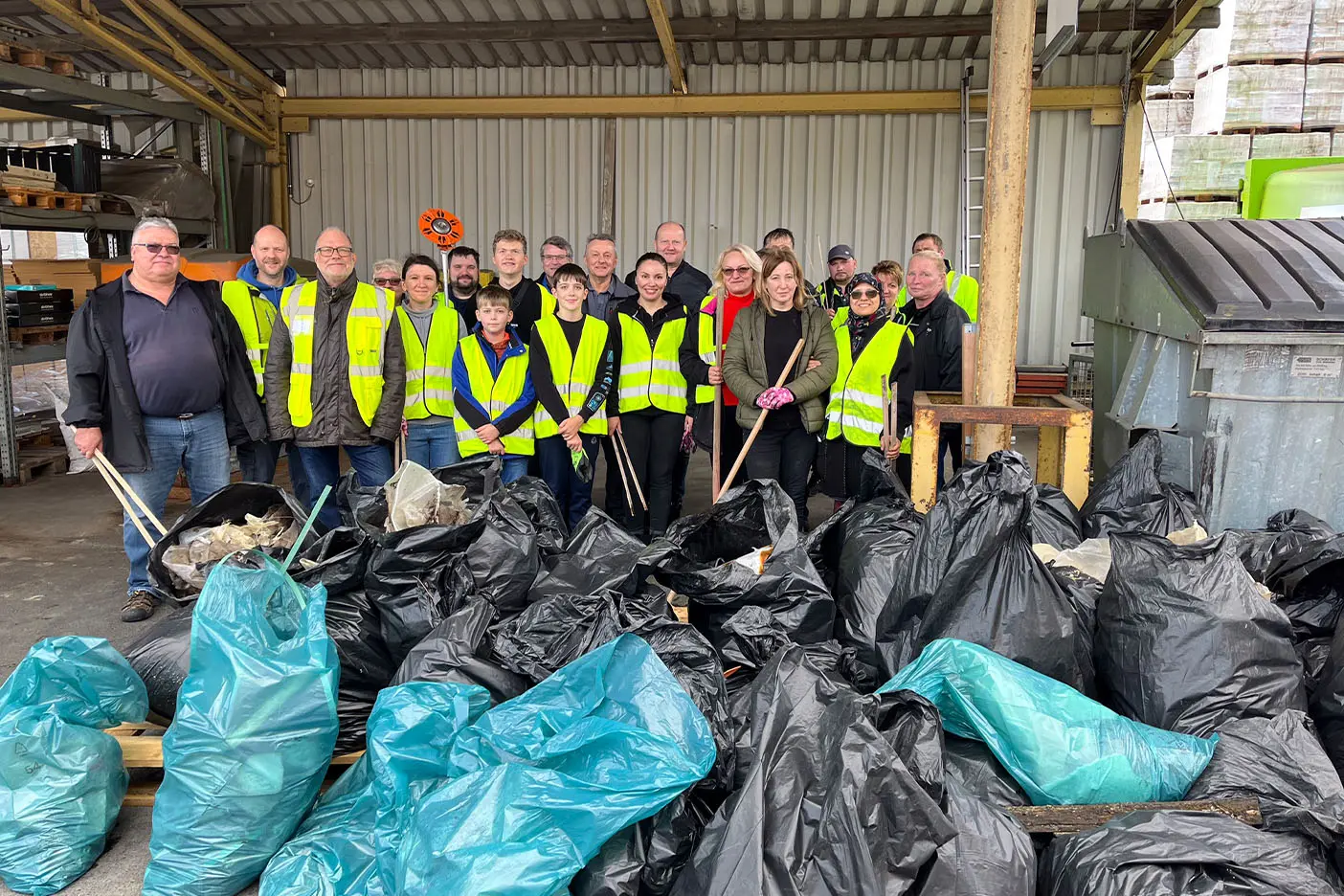 Stroeher Gruppe News Unternehmen World Cleanup Day 2024 03