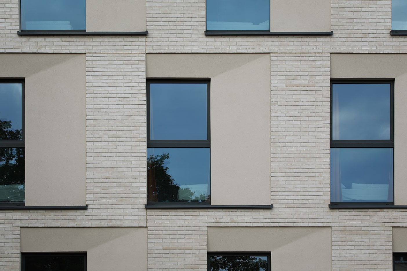 Stroeher Klinkerriemchen Glanzstuecke No4 Referenzen B Und B Hotel Magdeburg 05