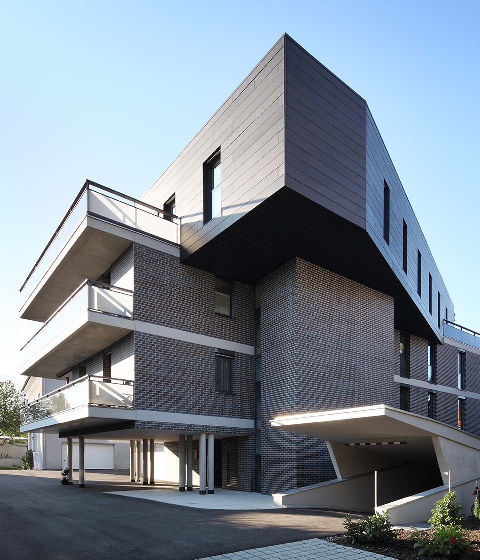 Stroeher Klinkerriemchen Keravette Metallic Schwarz Referenzen Wohnanlage Kravogl Innsbruck Oestereich Thumb