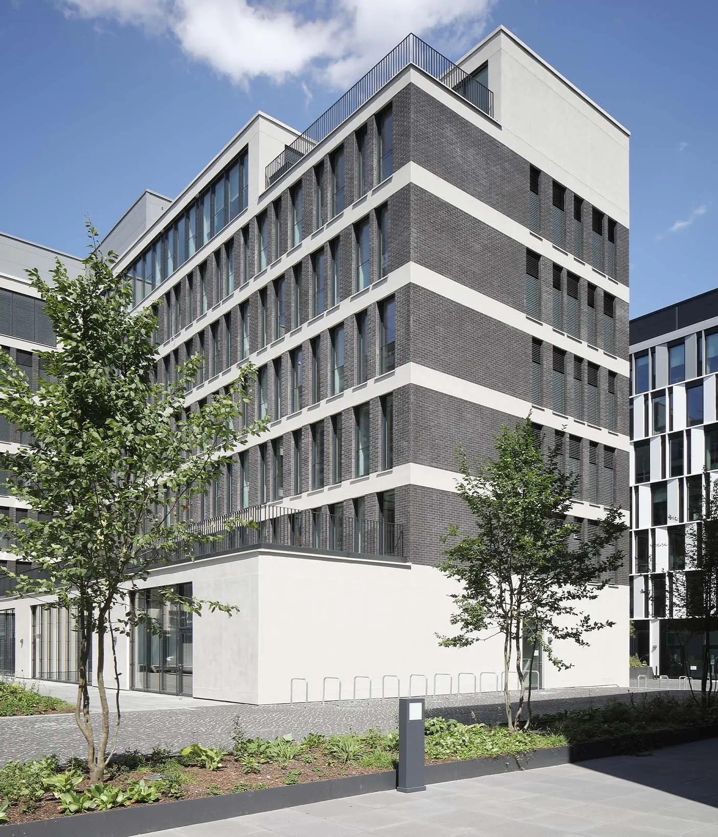 Stroeher Klinkerriemchen Zeitlos Onyxstaub Bricks An Aussenfassaden