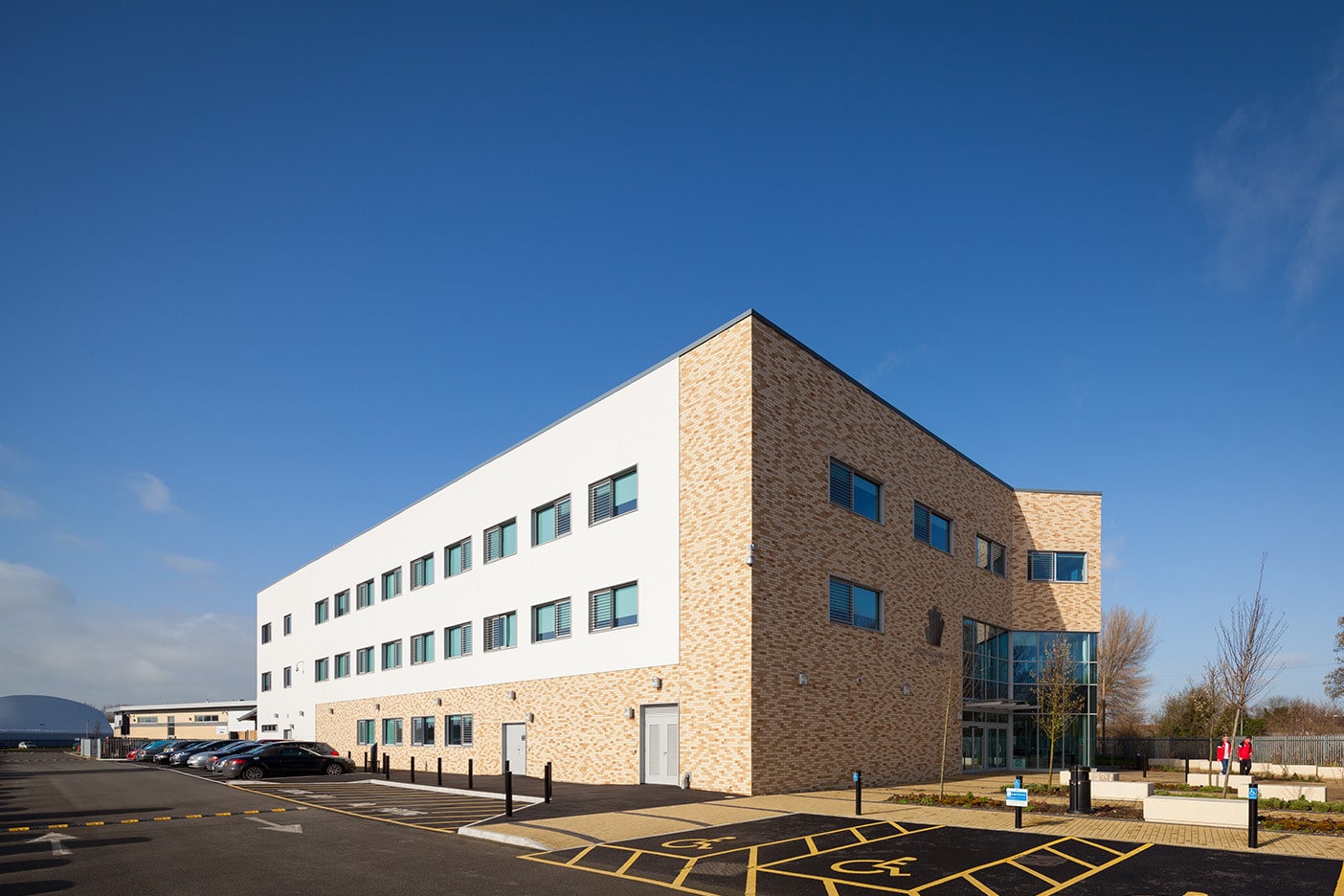 Stroeher Klinkerriemchen Backstein Architekturbrand Referenzen Buckinghamsire University Aylesbury 04