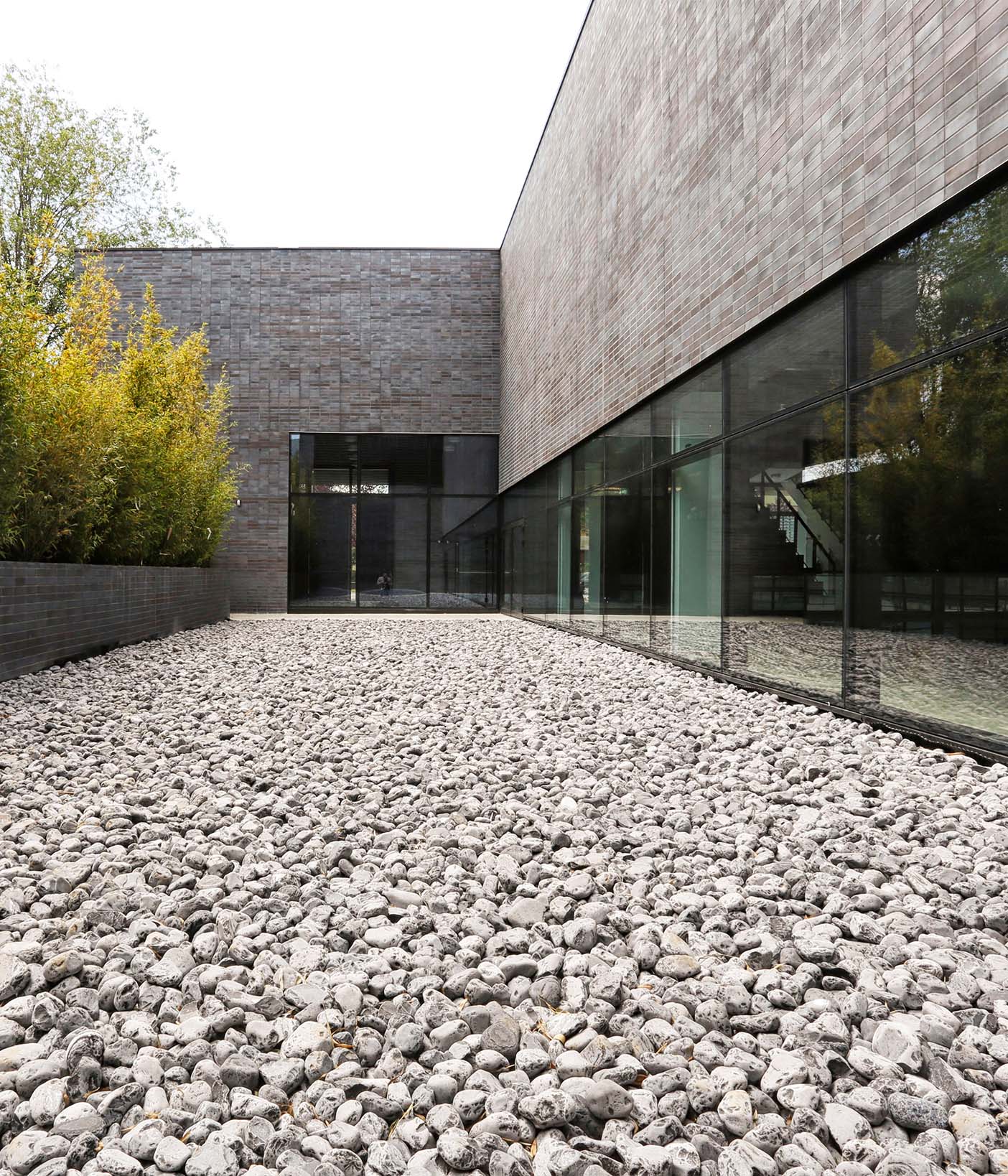 Stroeher Klinkerriemchen Keravette Metallic Schwarz Nf Referenzen Stadtbad Mompiano Brescia Italien 06