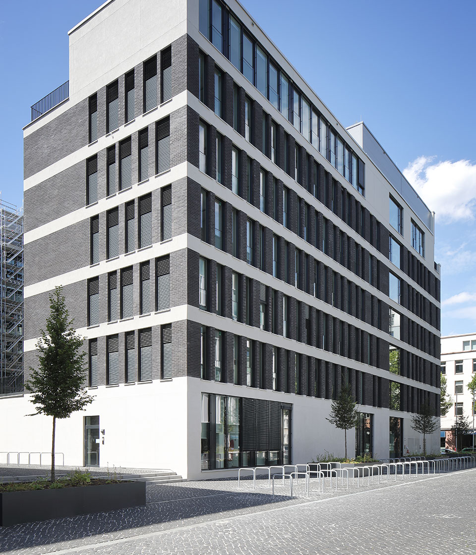 Stroeher Klinkerriemchen Zeitlos Onyxstaub Referenzen Landesaerztekammer Frankfurt Thumb