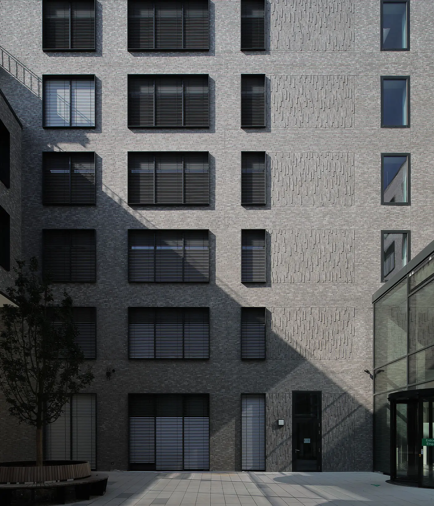 Stroeher Klinkerriemchen Kontur Grau Engobiert Langformat