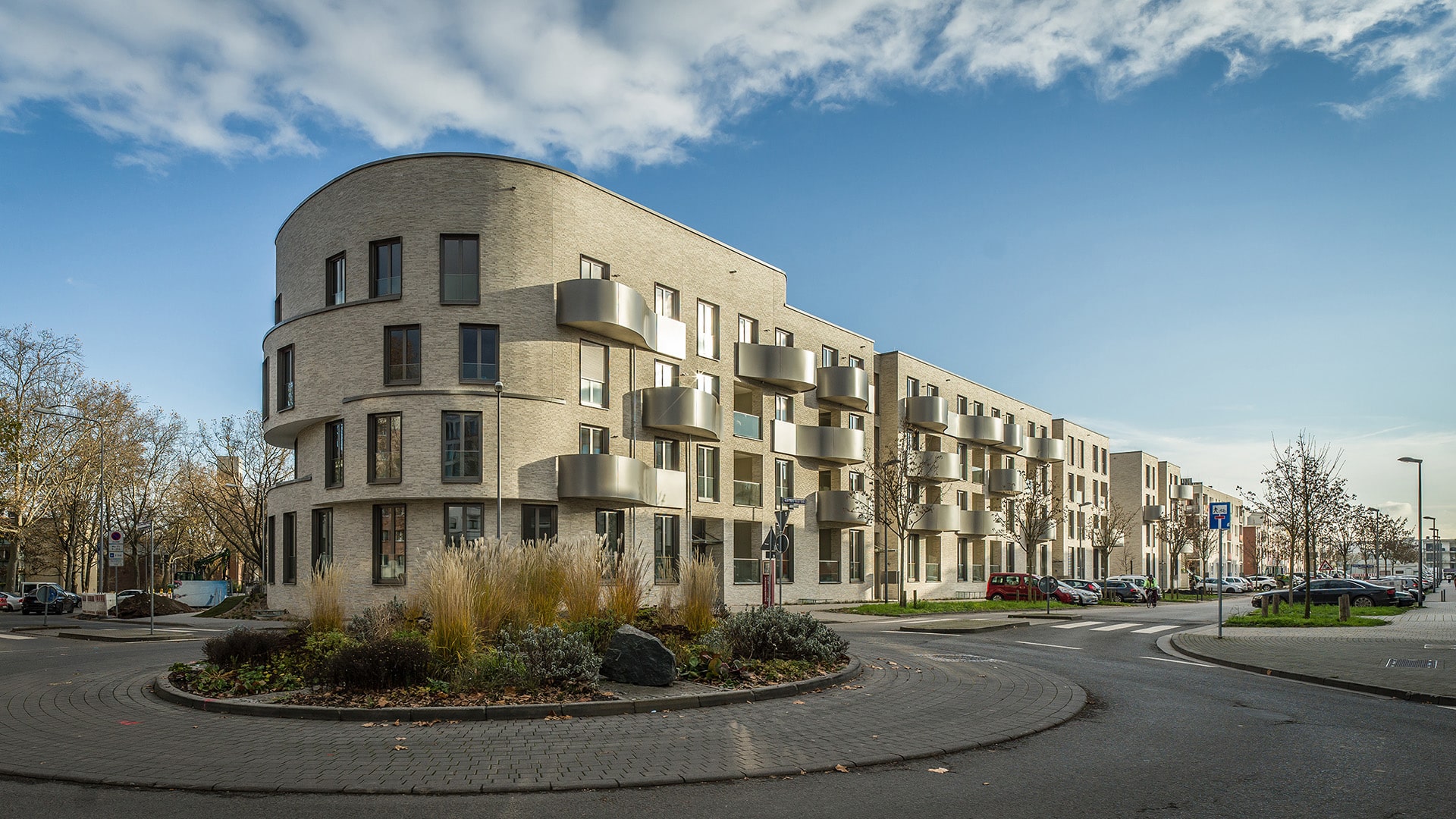 Stroeher Klinkerriemchen Wasserbrand Kornbeige Referenzen Curve Wiesbaden 01